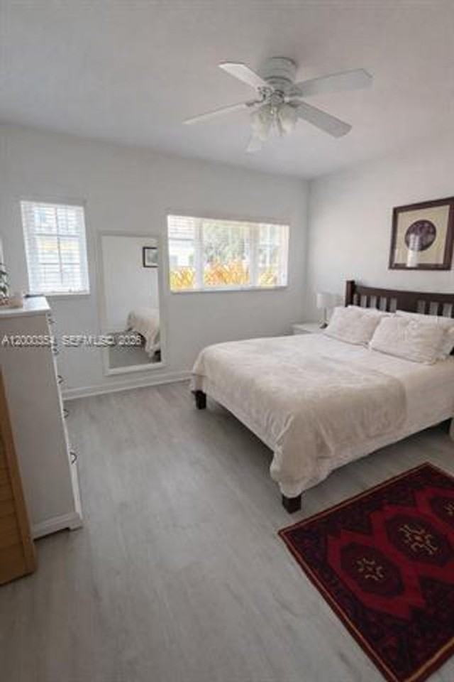 701 Meridian Ave #4 - Photo 4 of 10