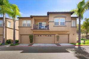 featured image of 6233 Avenida De Las Vistas #4