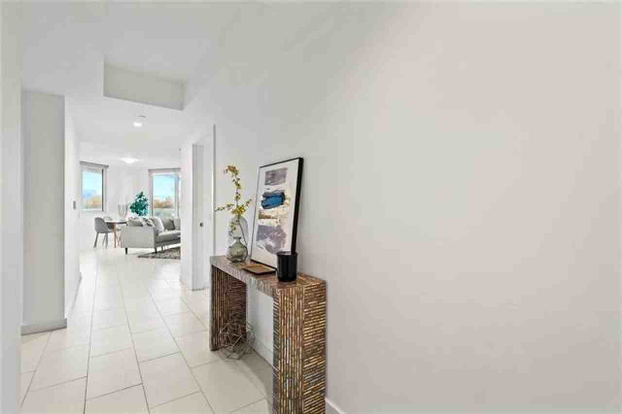 4250 Biscayne Boulevard Way - Photo 2 of 20