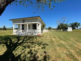 featured image of 11125 Iowa St