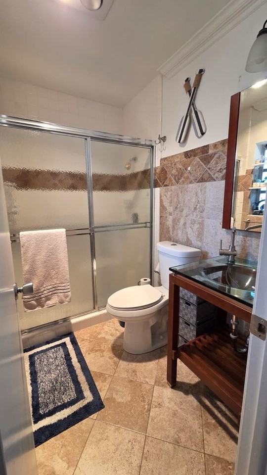 4705 Holly Dr - Photo 5 of 25