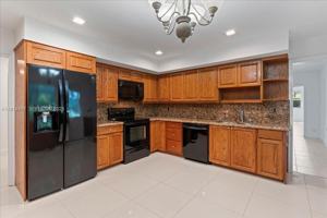 featured image of 1961 Ne 188th St