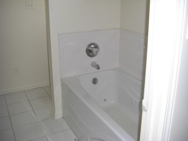 7720 Wolf Hollow Dr - Photo 2 of 8