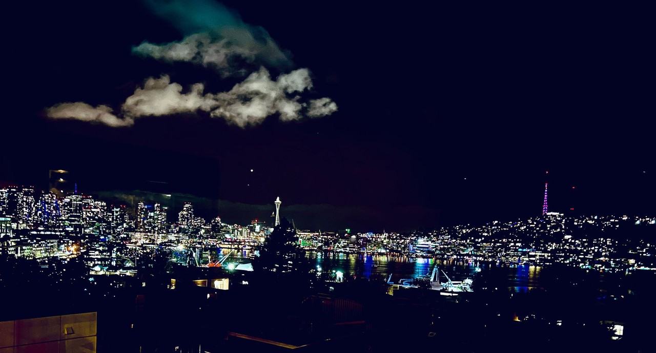 2037 Boylston Ave E - Photo 3 of 17