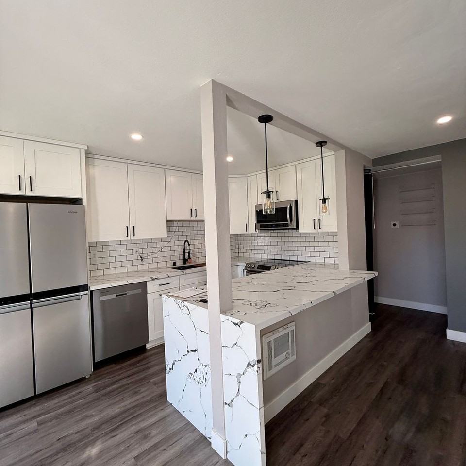 3454 Castle Glen Dr #139 - Photo 3 of 18