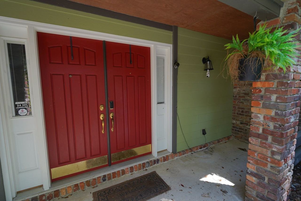 1309 Domingo Dr - Photo 2 of 40