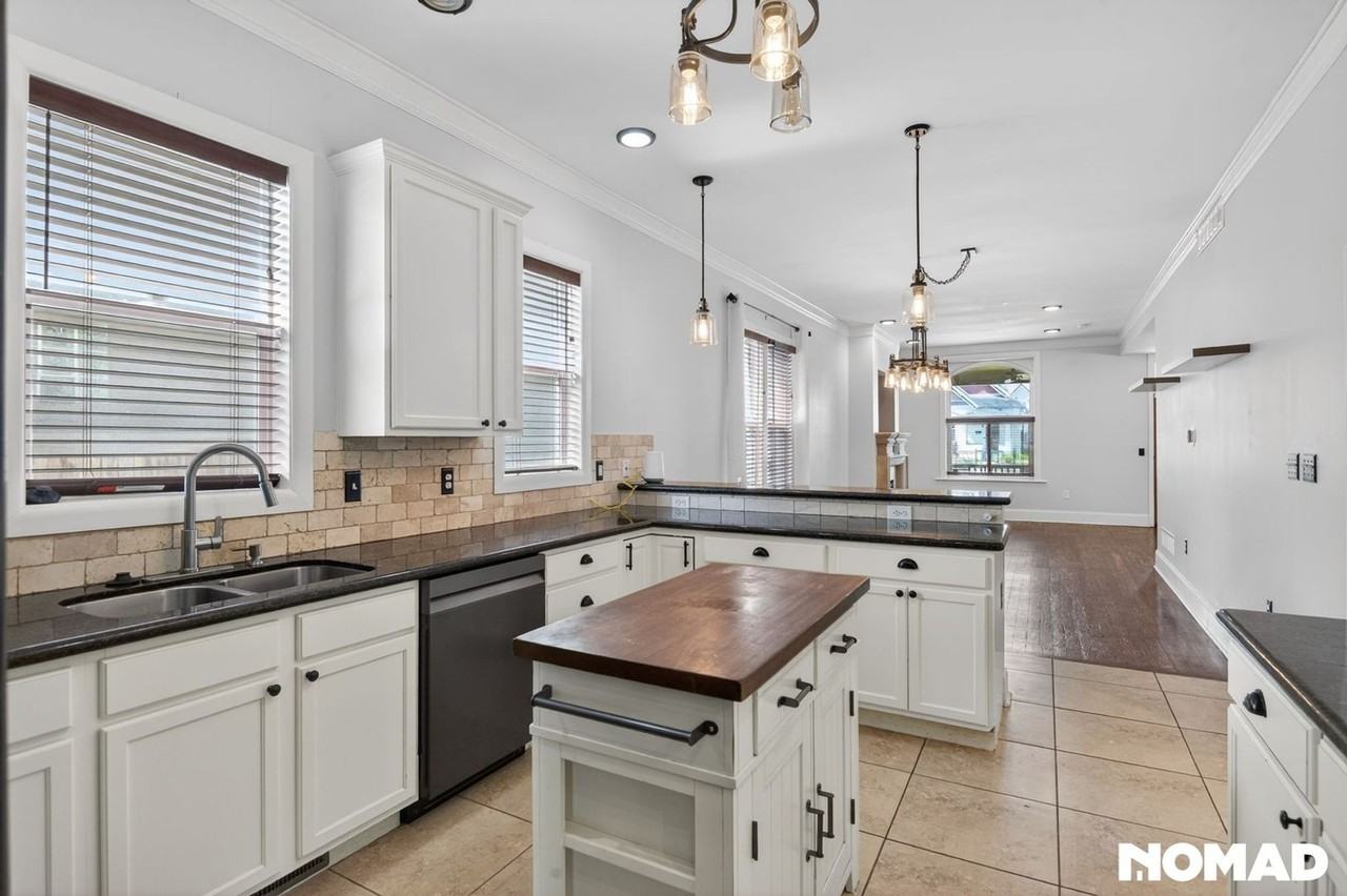 2336 N Gilpin St - Photo 4 of 30