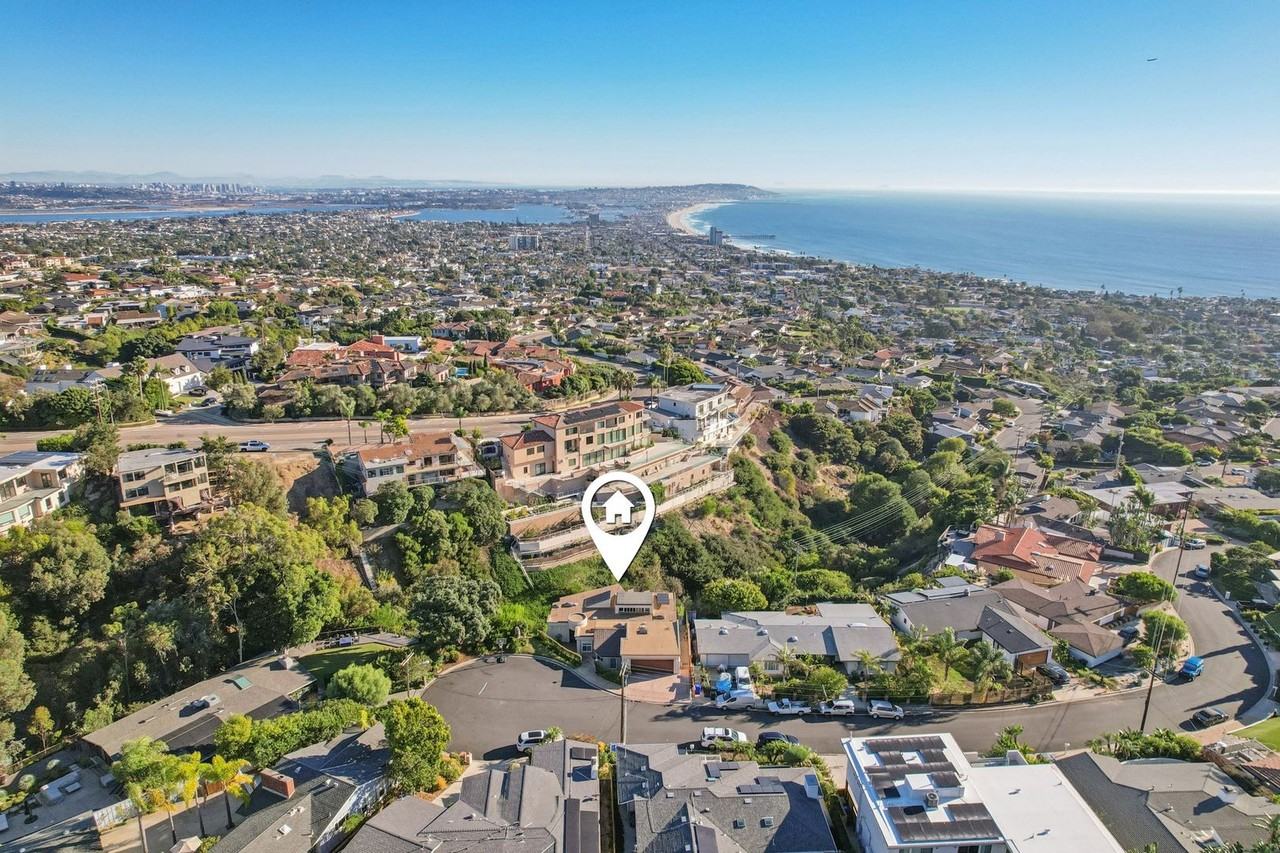 1177 Avenida Amantea - Photo 4 of 37