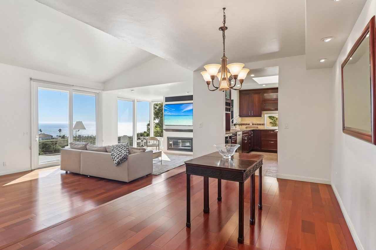 1177 Avenida Amantea - Photo 7 of 37