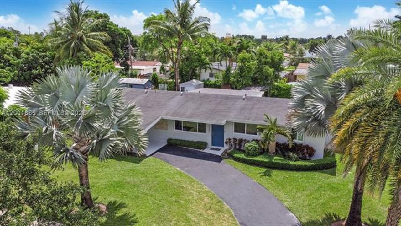 18641 Belview Dr #0 - Photo 2 of 26