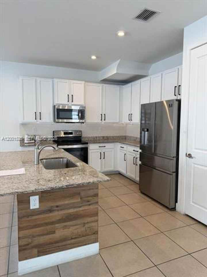 23520 Sw 107th Ct - Photo 5 of 13