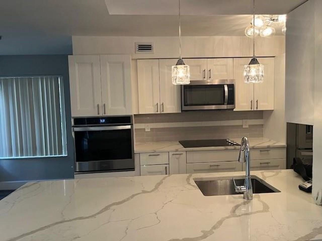 992 992 NW 93rd Avenue Ave - Photo 5 of 26