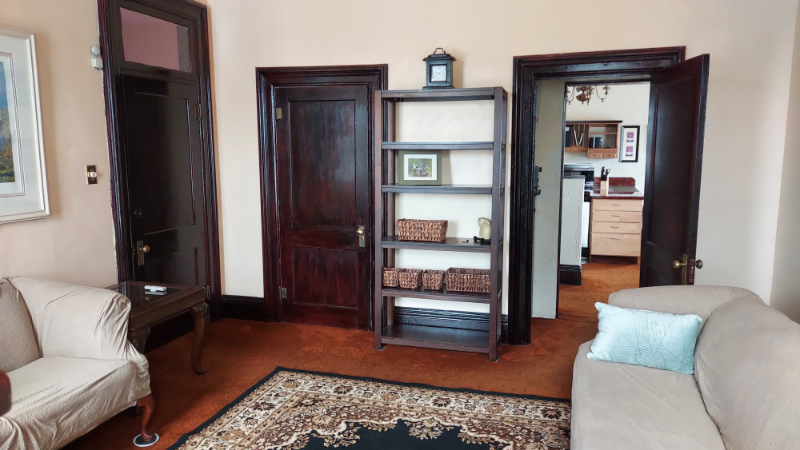 334 E Mulberry St #4 - Photo 4 of 26