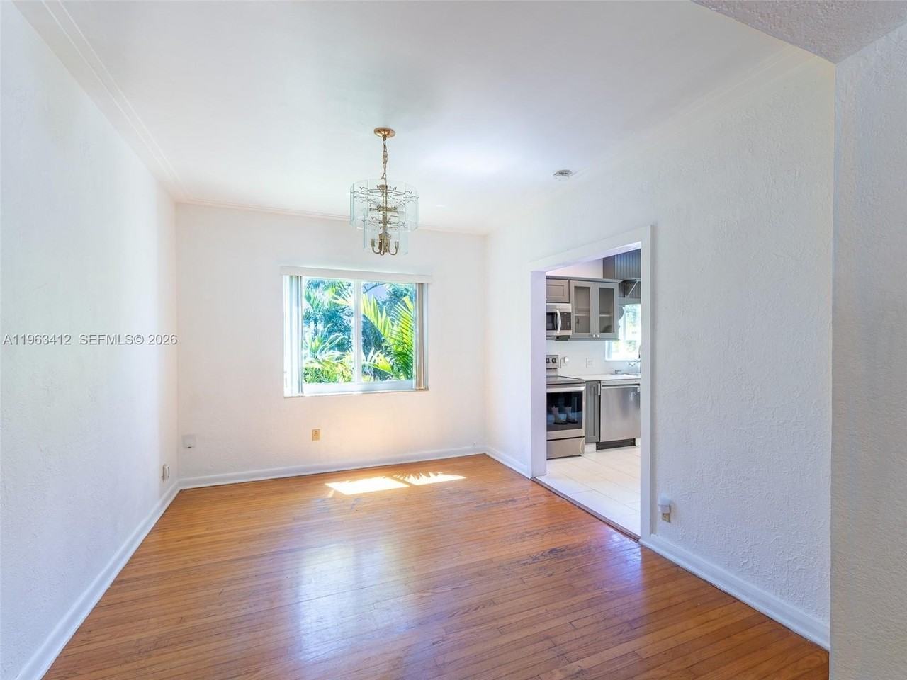 630 Sw 25th Rd - Photo 7 of 35