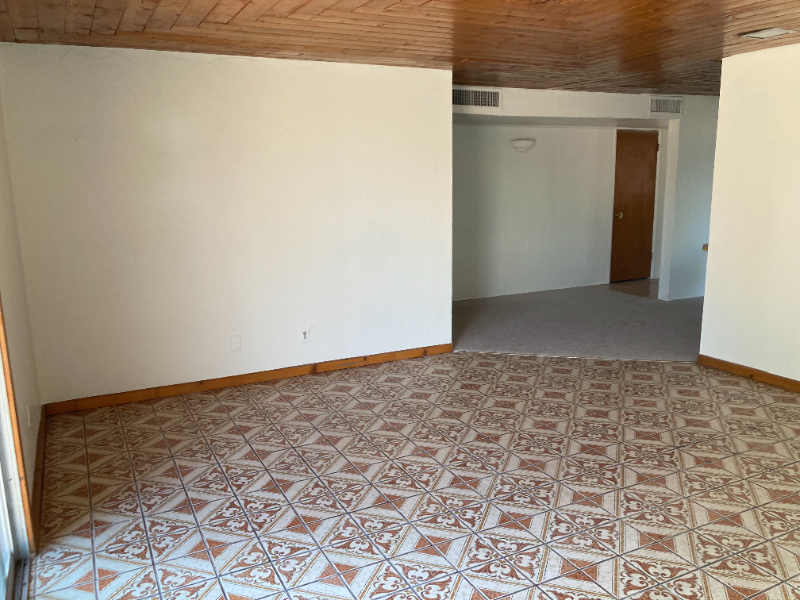 2001 W La Osa Dr - Photo 7 of 19