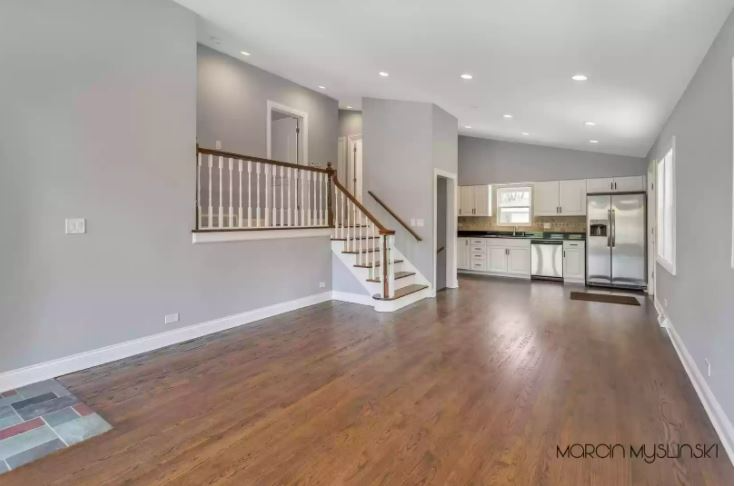 496 E Butterfield Rd - Photo 2 of 15