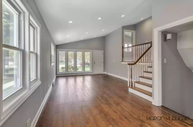 496 E Butterfield Rd - Photo 4 of 15