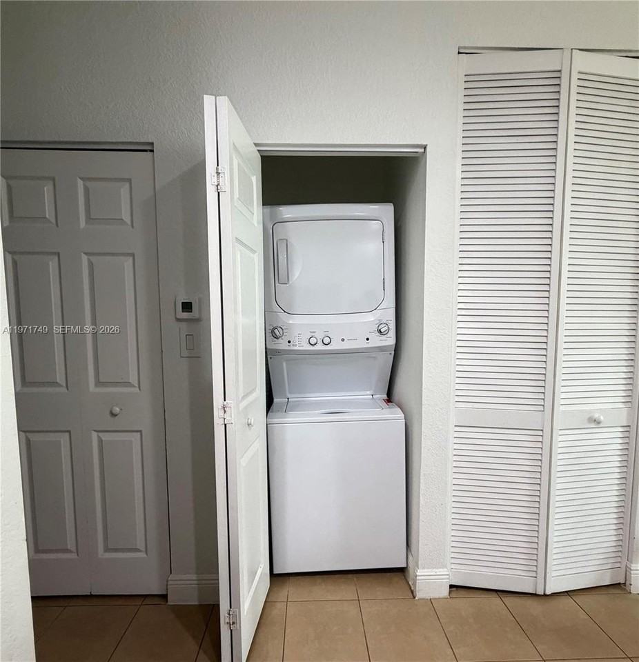 977 Sw 147th Ave #2509 - Photo 4 of 9