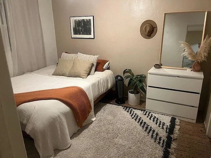 2055 Morena Blvd - Photo 2 of 11