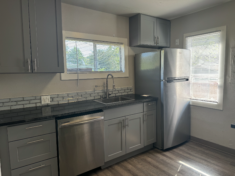 5429 Delridge Way Sw - Photo 6 of 19