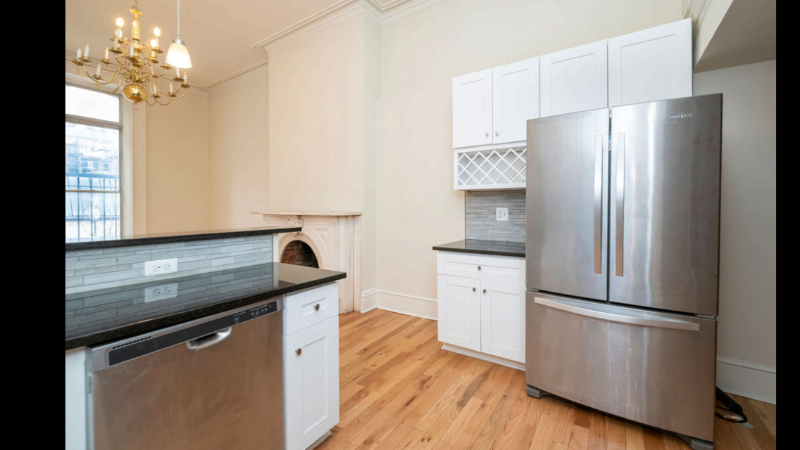 32 E Preston St #A - Photo 3 of 26