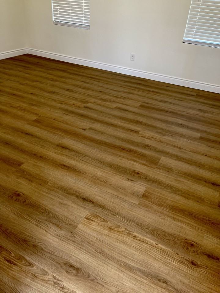 1382 North Mountain View Avenue - Photo 3 of 23