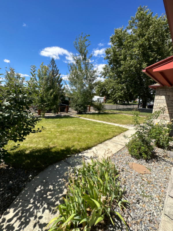 4024 N Walnut St - Photo 7 of 33