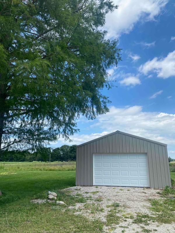 3583 E County Ave - Photo 3 of 6