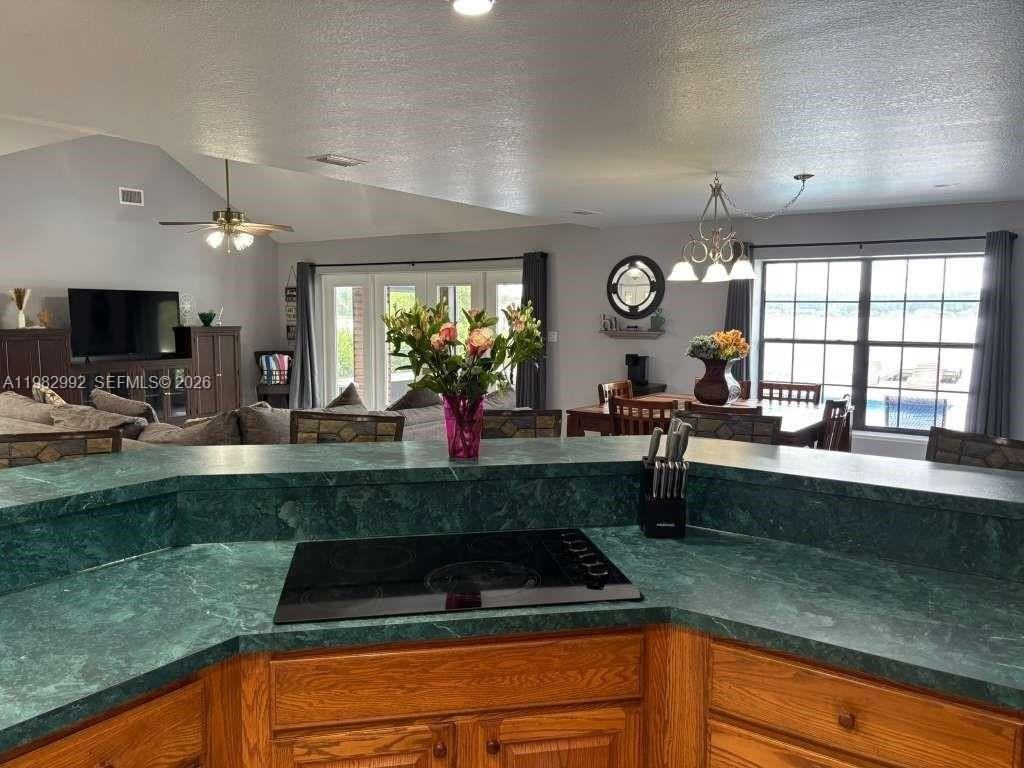 3116 Tanglewylde Ave - Photo 7 of 50