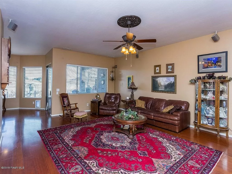 4539 N Harwick Dr - Photo 2 of 17