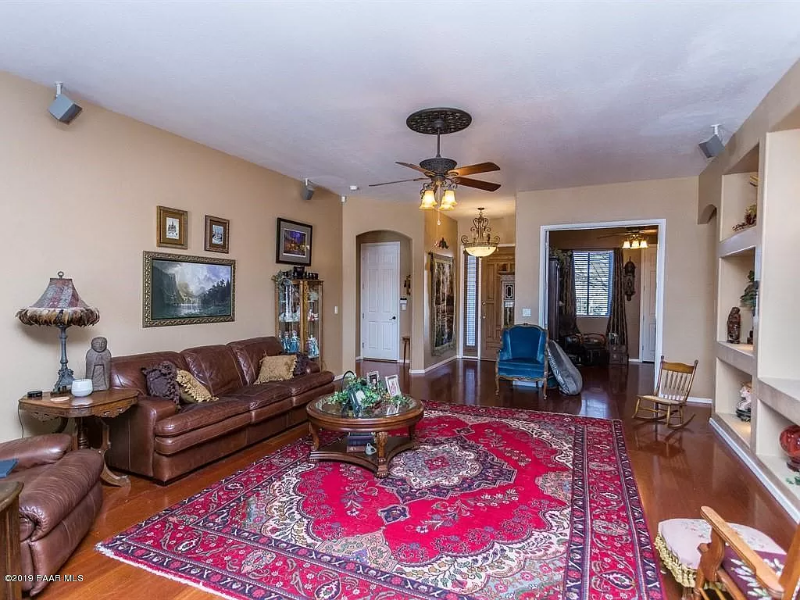 4539 N Harwick Dr - Photo 4 of 17