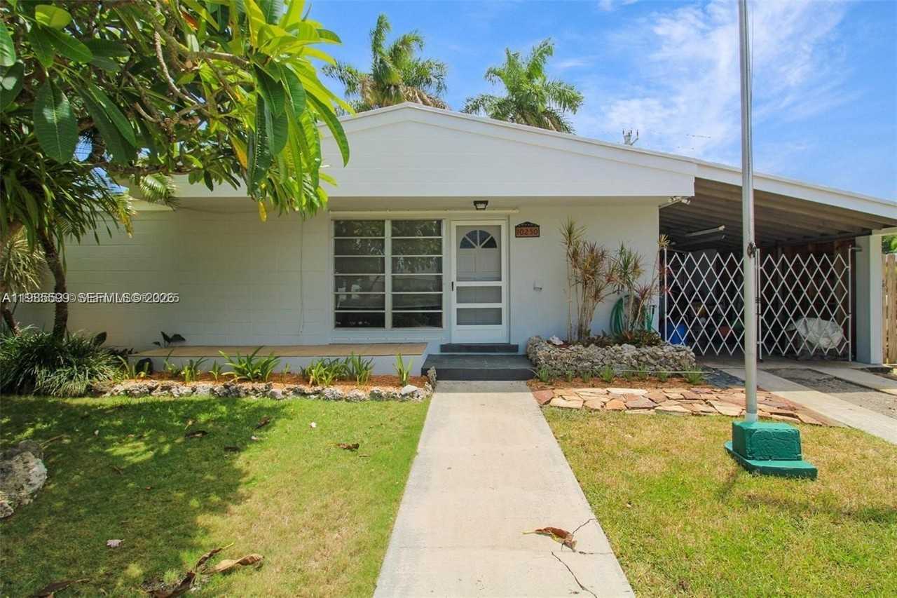 10250 Caribbean Blvd - Photo 2 of 19