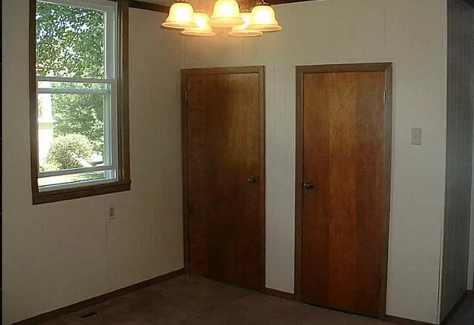 1425 Philadelphia St - Photo 7 of 11