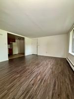featured image of 2715 Eggert Rd #11