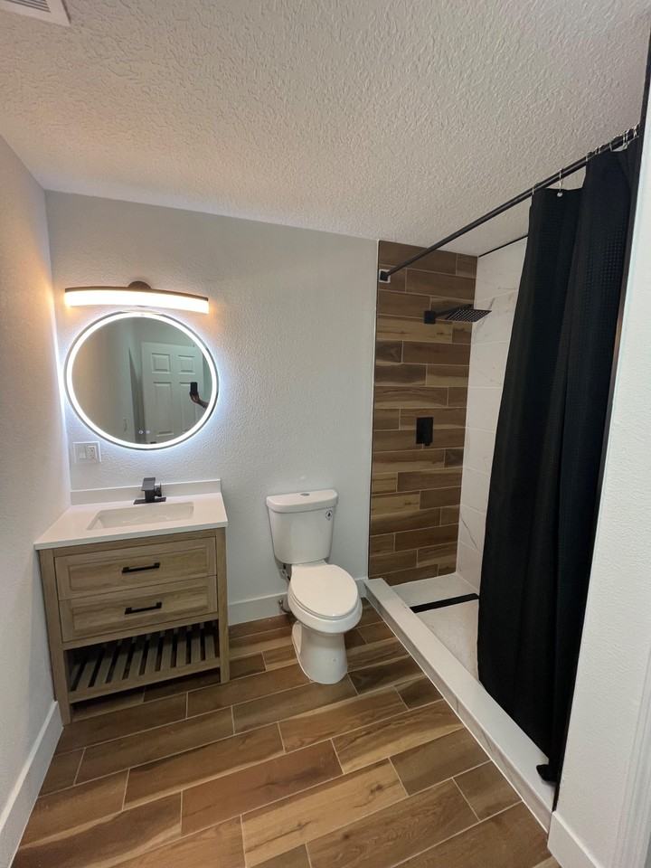 W Swoope Ave - Photo 6 of 6