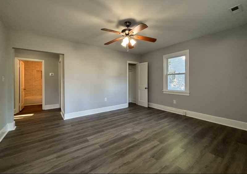 2311 Richmond Ave - Photo 2 of 12