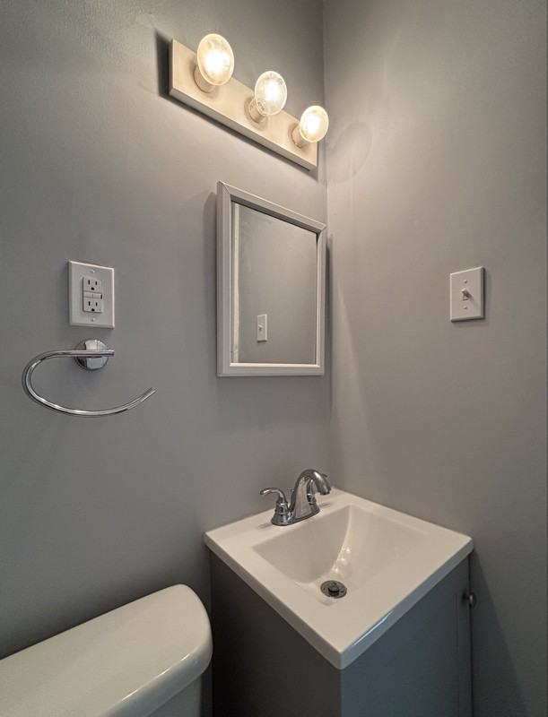 2311 Richmond Ave - Photo 3 of 12