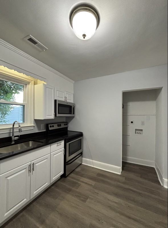 2311 Richmond Ave - Photo 7 of 12