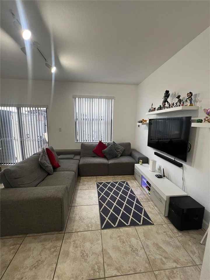 8925 W 35th Ct #8925 - Photo 7 of 22