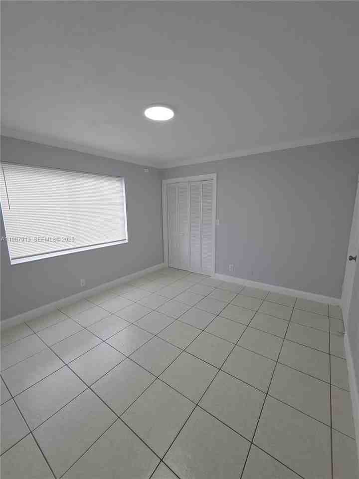 11005 Sw 1st St #206 - Photo 2 of 10