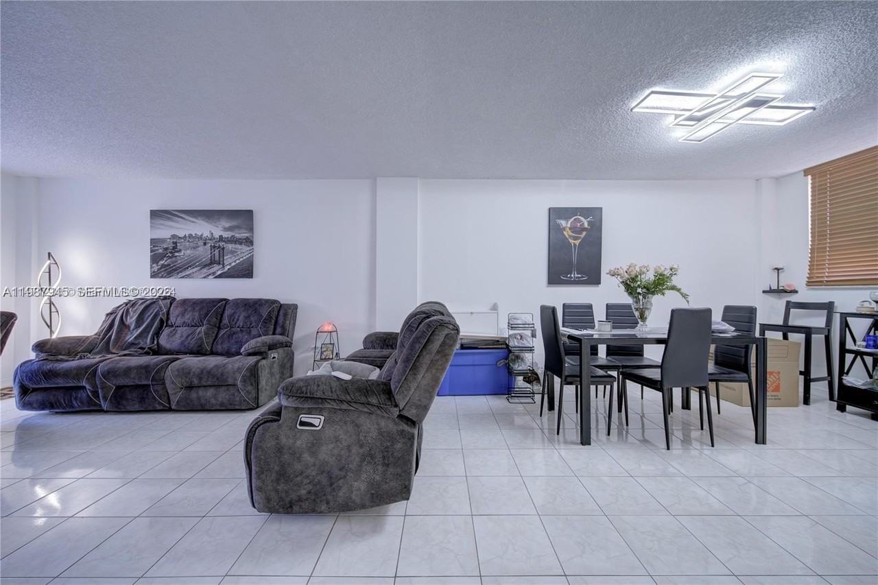 14140 Sw 84th St #101H - Photo 5 of 11