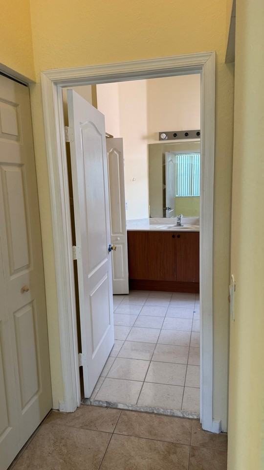 6221 Spring Lake Ter - Photo 5 of 13