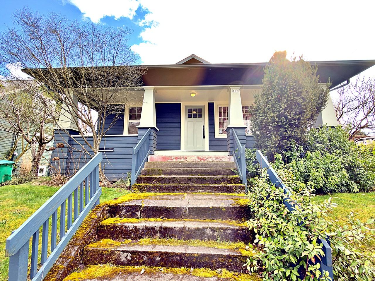 858 N Stafford St #1 - Photo 2 of 25