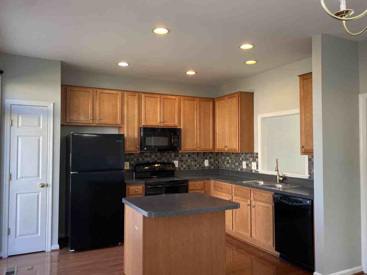 30 Scholarship Ln #1 - Photo 5 of 15