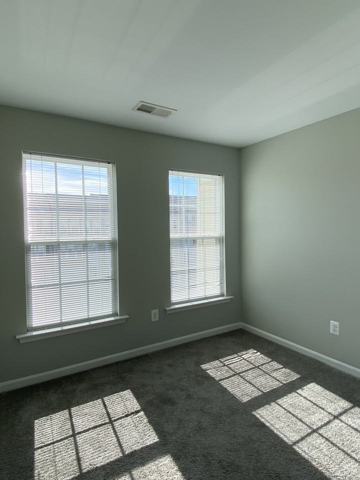 30 Scholarship Ln #1 - Photo 7 of 15