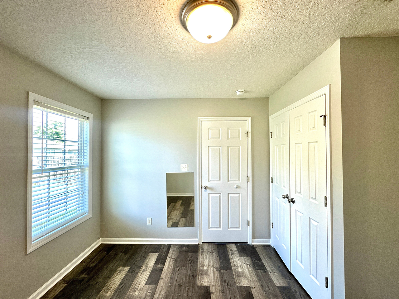 1730 Forsyth PlaceApt B #B - Photo 7 of 24