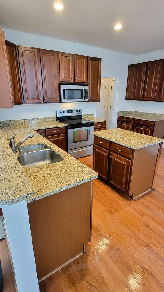 6512 Kings Grove Ct - Photo 7 of 20