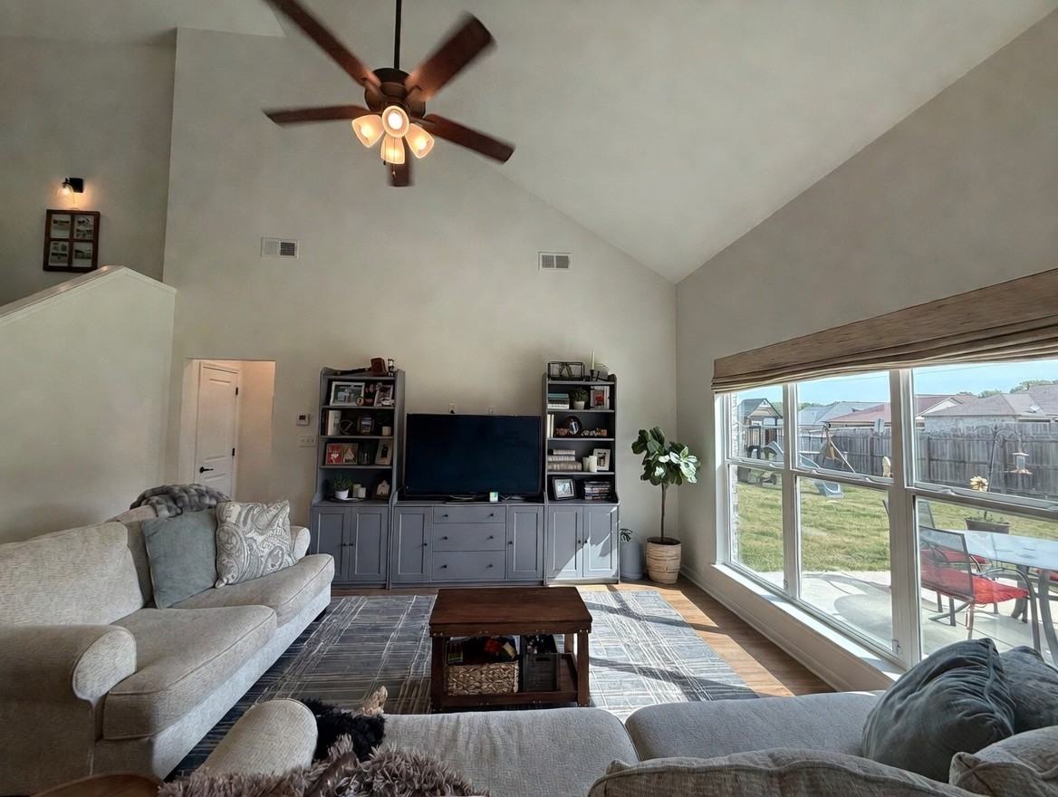 176 Forsyth Ln #1 - Photo 5 of 15