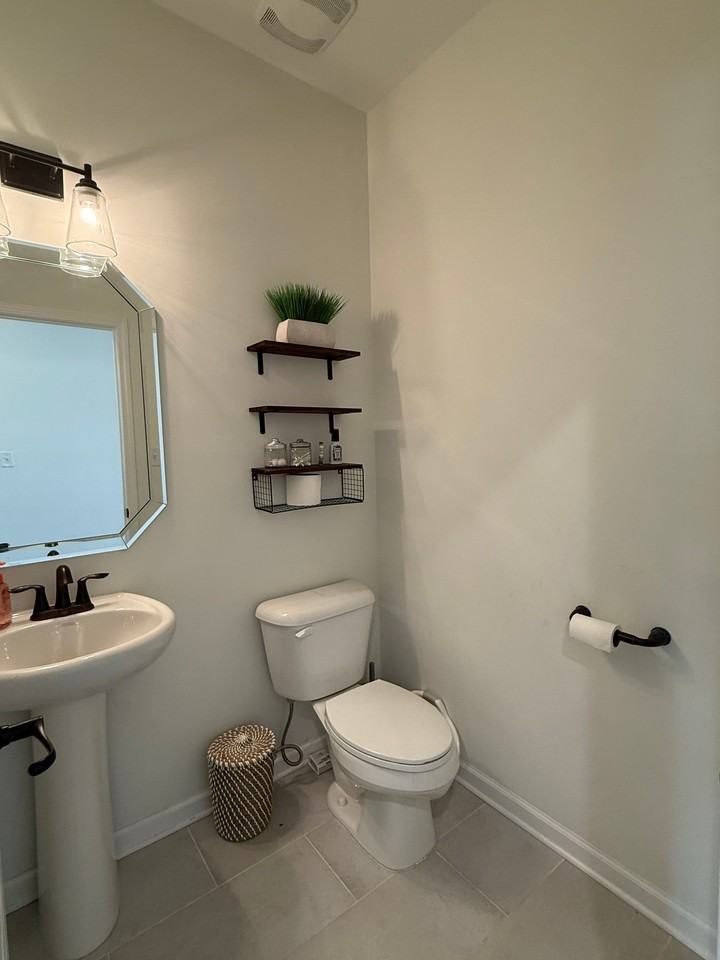 176 Forsyth Ln #1 - Photo 7 of 15