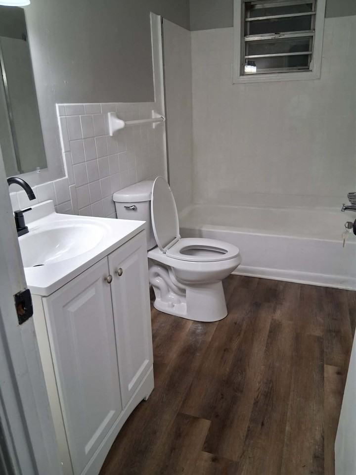 137 Baker St #1 - Photo 2 of 9